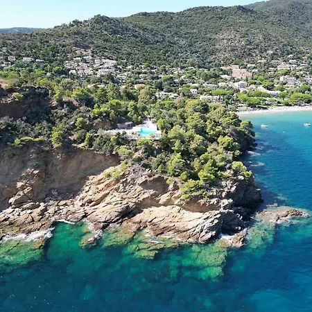 F2 At Domaine De La Pinède Heated Swimming Pool Appartement *